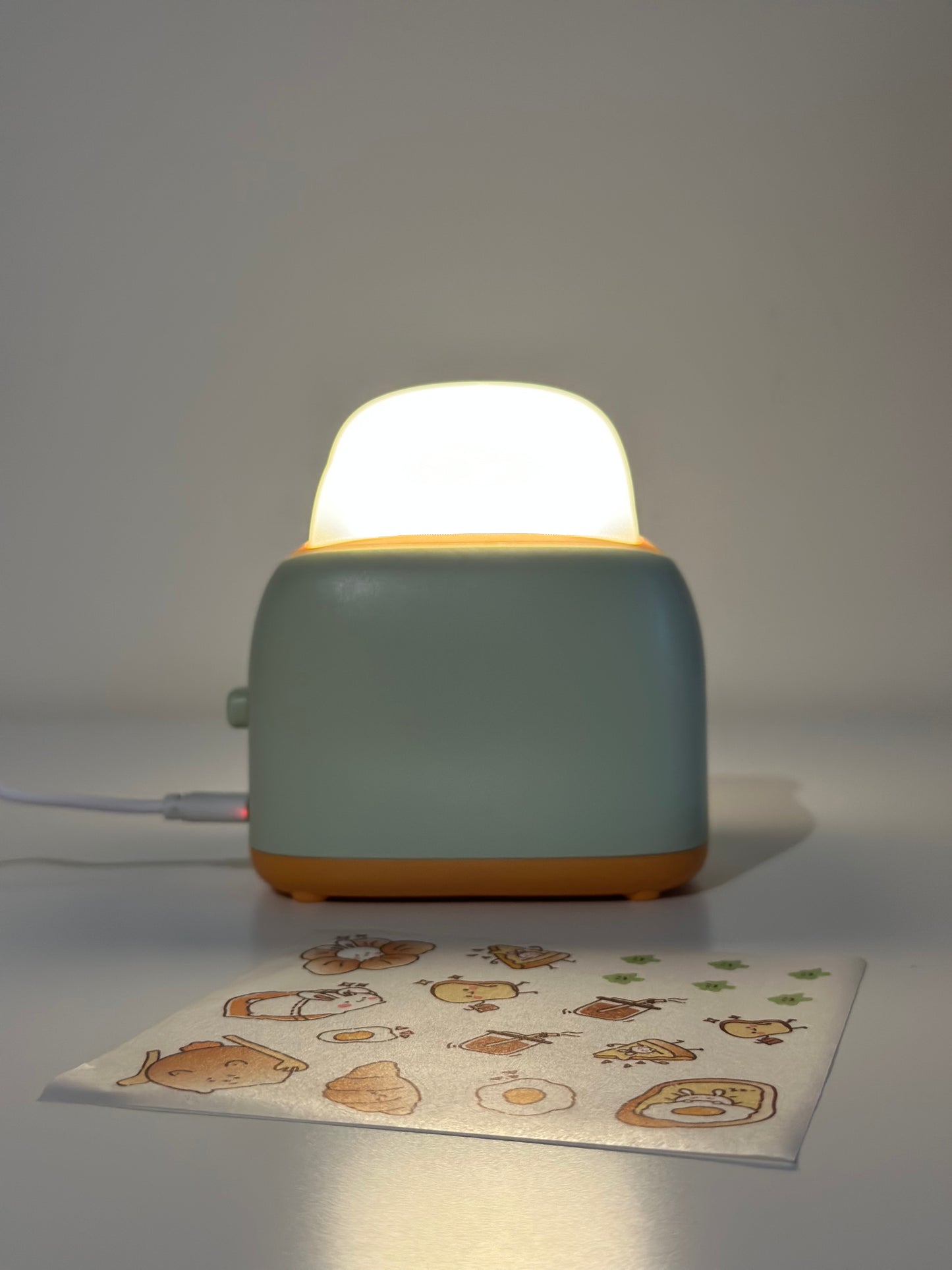 TOASTER DIY STICKER NIGHT LIGHT