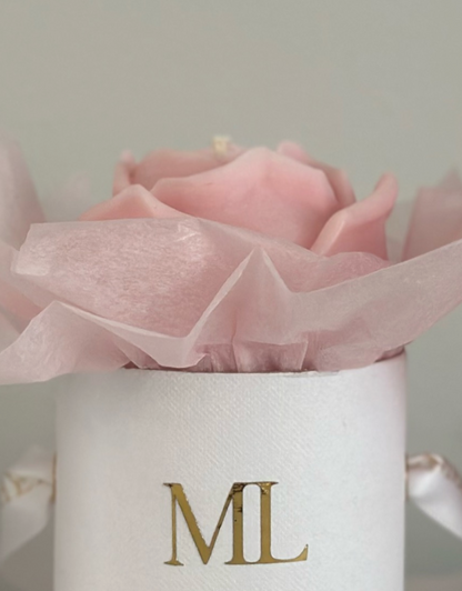 ROSE CANDLE GIFT BOX