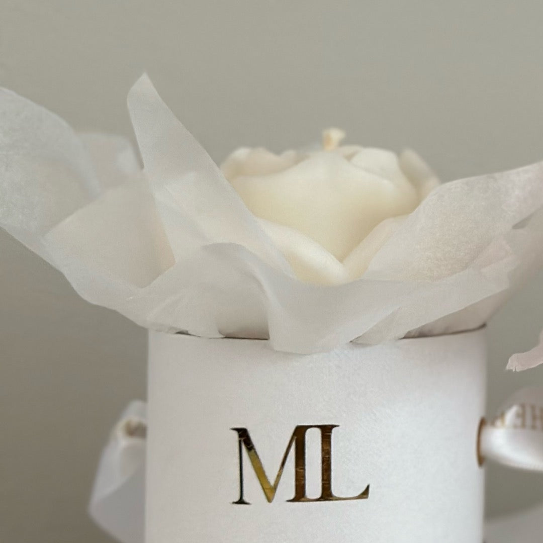 ROSE CANDLE GIFT BOX